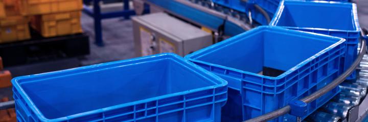 tracking returnable tote boxes on production line