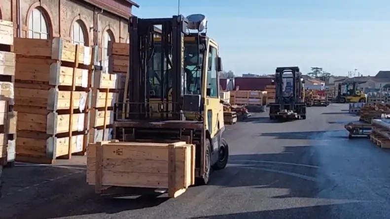 forklift outdoor